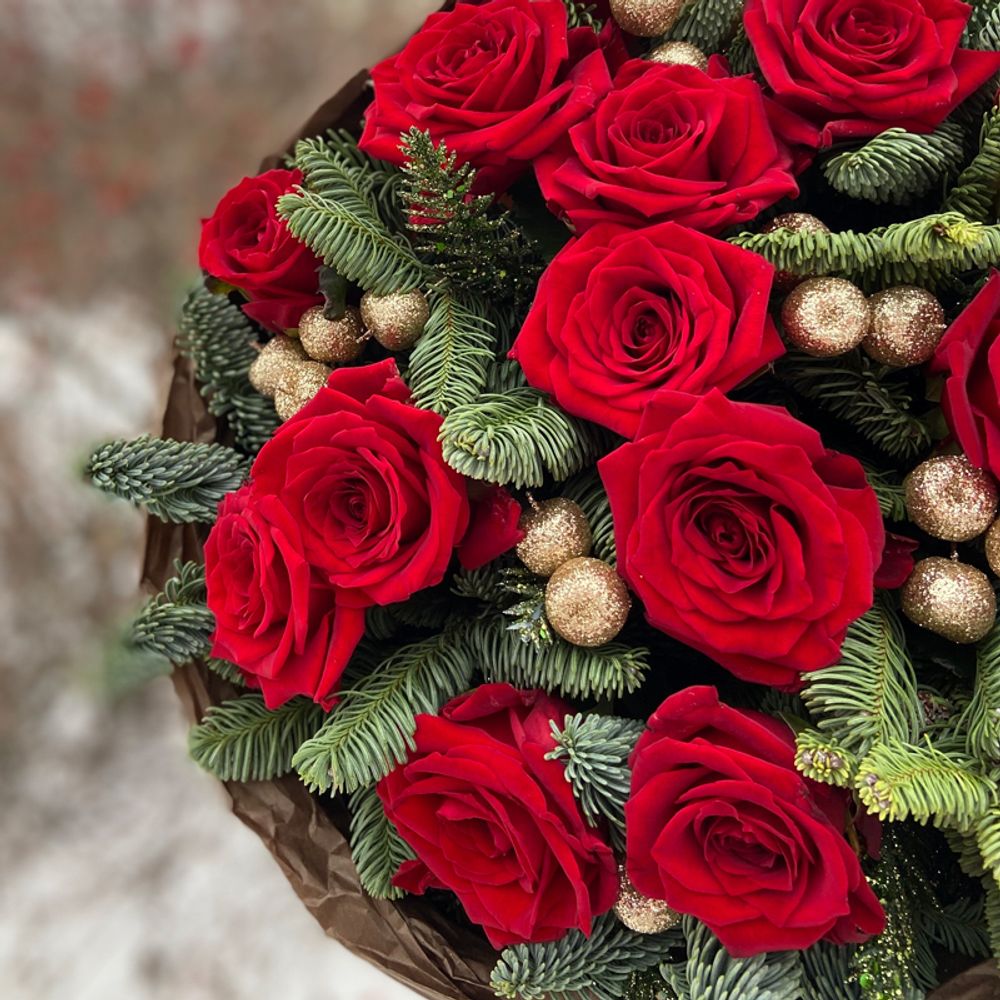 ❄ Красный с золотом — новогодний букет