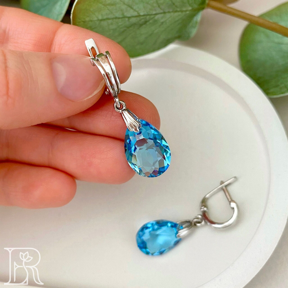 LEFIREL' Серьги серебряные женские "Горное озеро" с кристаллами Swarovski / ювелирные украшения из родированного серебра 925