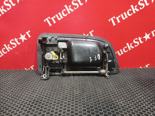 Ручка двери наружная левая 2023г