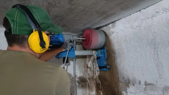 Установка алмазного бурения Heden DMC-230