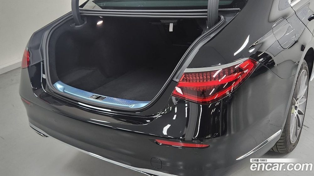 Mercedes-Benz S-Class W223 S450L 4MATIC (10.2023)
