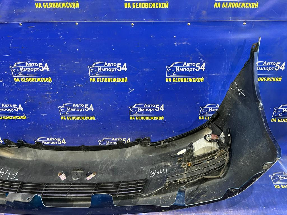 Бампер передний TOYOTA IPSUM 2003-2009