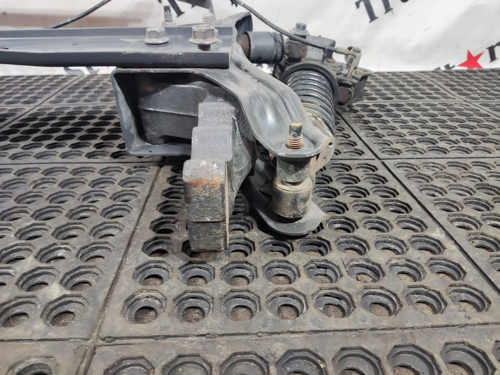 Подвеска кабины задняя в сборе 2017г.