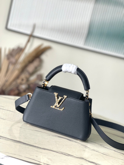 Louis Vuitton Capucines East West Mini
