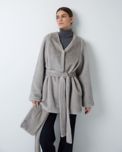 Шуба из искусственного меха норки серый