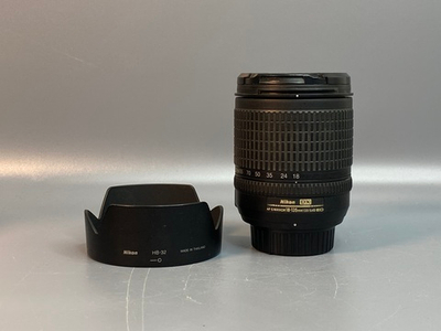 Nikon 18-135mm 3.5-5.6 ED-IF AF-S DX царапины на линзе