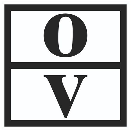 Наклейки на виниловой плёнке Знак отходов 5 класса опасности, 30x30 cм