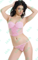 Кружевной топик и трусики-стринг