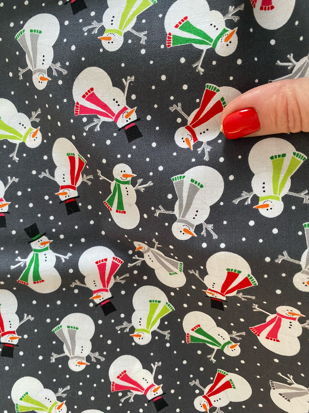 Ткань Новогодняя 100% хлопок. ш-110см. отрез 0,8 м (Италия)