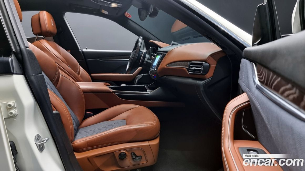 Maserati Levante 3.0 AWD GranLusso (10.2019)