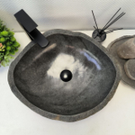 Раковина из речного камня RS-63375 (52*44*15) 0123