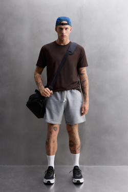 ZARA БАЗОВАЯ СПОРТИВНАЯ ФУТБОЛКА ИЗ ТЕХНИЧЕСКОЙ ТКАНИ, ТЕМНО-БОРДОВЫЙ