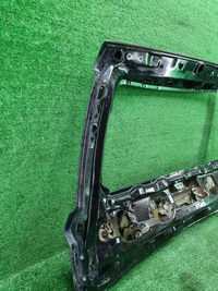 Крышка багажника Toyota Land Cruiser 200 (12-15)