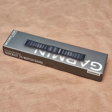 Garmin Quickfit 26 mm Carbon Gray DLC Titanium браслет титановый (010-12741-01)