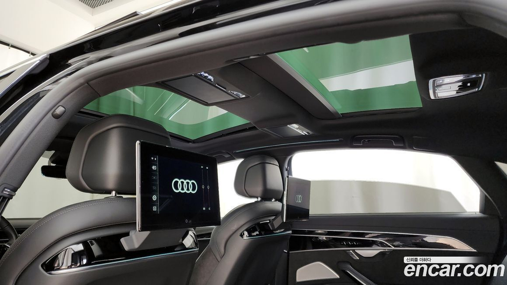 Audi A8 (D5) 55 TFSI Quattro LWB (06.2021)