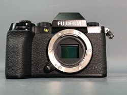FujiFilm X-S10 27.000+18-55mm 2.8-4 R LM OIS