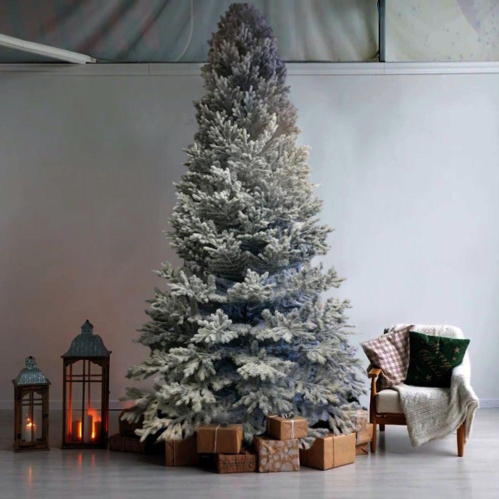 Большая елка заснеженная «Сказочная» (Литая+пвх) 6,5 м