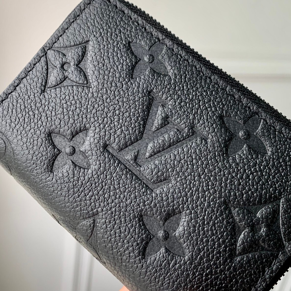 Louis Vuitton Zipped Organizer