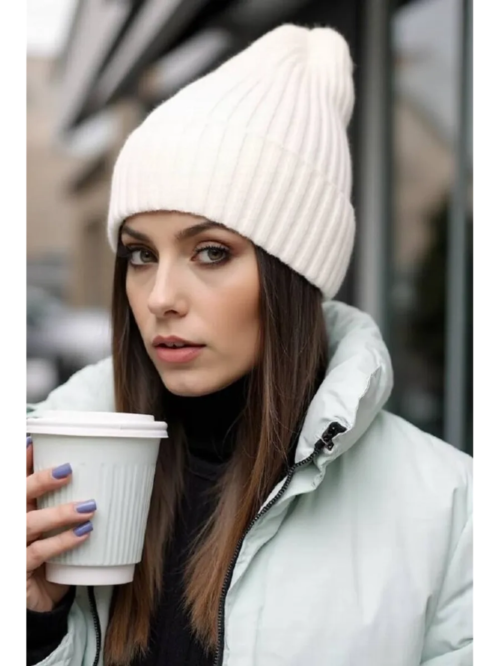 шапка вязаная теплая зимняя с отворотом стильная