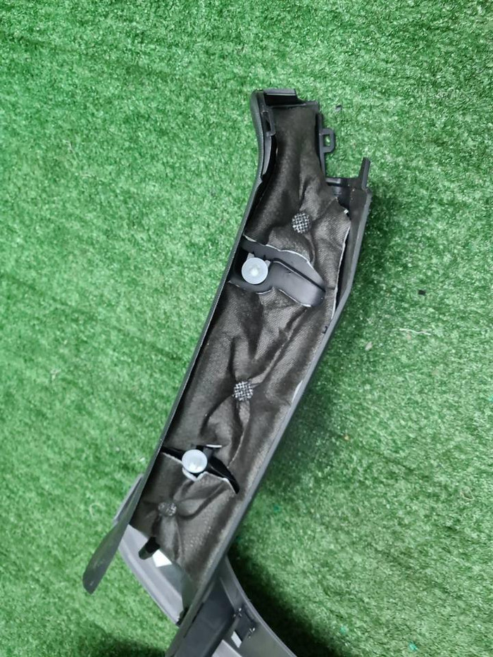 Обшивка крышки багажника BMW 3er G21 (2018-н.в.)