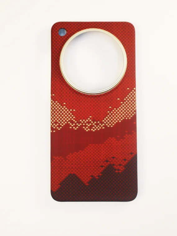 Карбоновый чехол для Oppo Find X8 Ultra with MagSafe Солнечный свет золотой горы (Sunlight of the Golden Mountain)