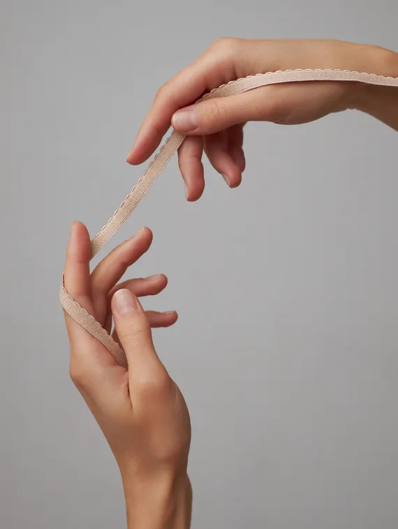 775 641/8 ОПТ Резинка отделочная Lauma Fabrics, 8 мм, бежевый 775