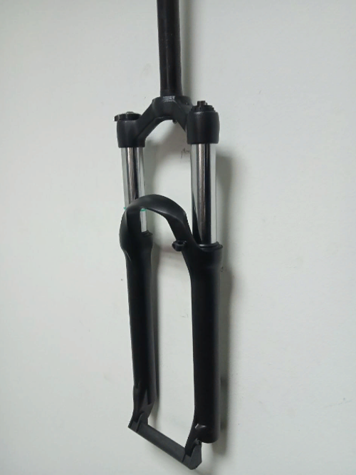 Вилка амортизационная TRIX 27.5"х1-1/8", алюминий, пружинно-эластомерная, безрезьбовой шток 260мм, ход 100мм, Disk тормоз, блокировка хода механическая, регулировка преднагрузки, матовая черная (8)