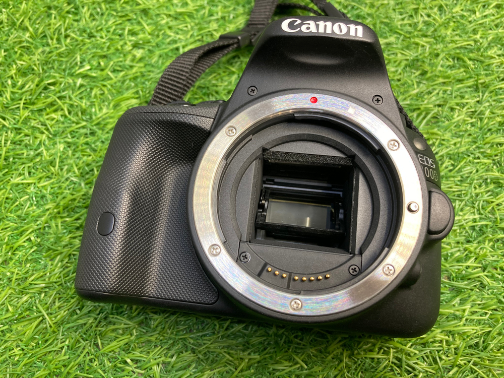 Canon 100D Kit 18-55m Покупка/Продажа