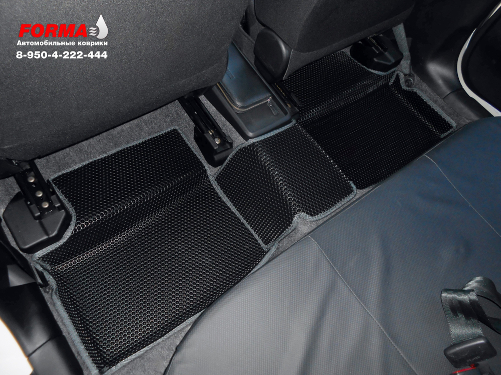Toyota Probox (09.2014 - н.в.) 2WD, правый руль