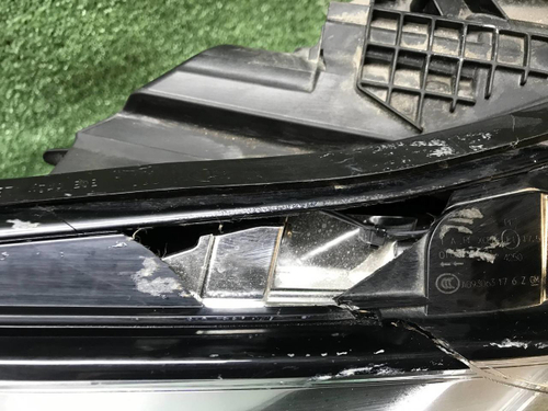 Битая Фара правая Cadillac XT5 (2016-н.в.) LED