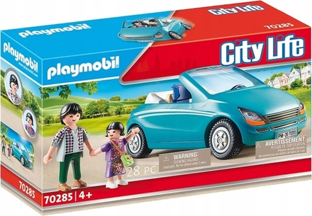 Конструктор Playmobil City Life Папа и малыш в кабриолете 70285