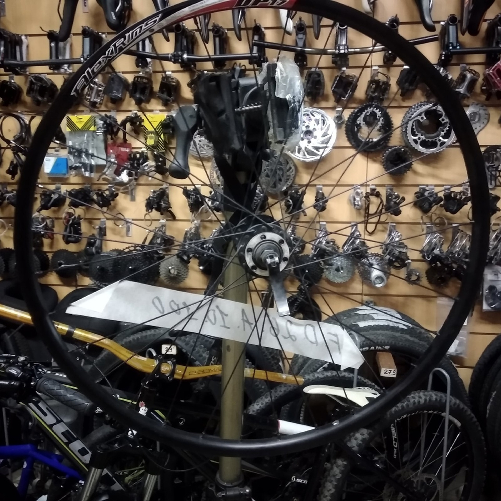 Переднее колесо Shimano SLX M7000 26" 100хQR