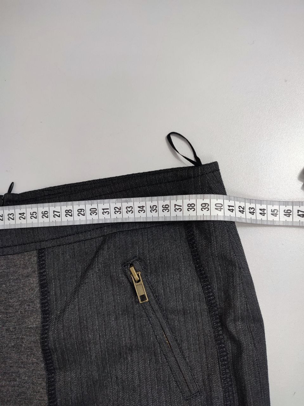 Юбка стильная с молниями 46 размер