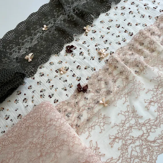 Рибана ажурная, молочная/сердечки