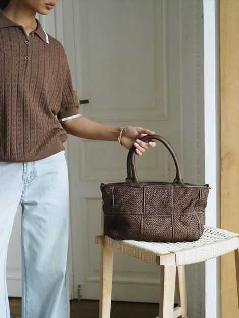 шоколадный