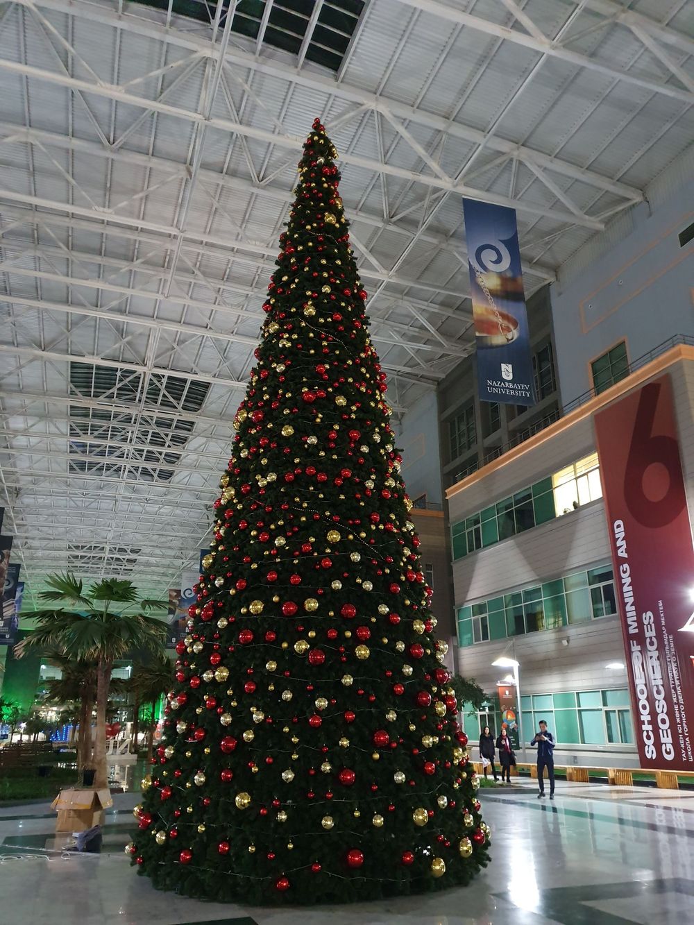 Уличная елка каркасная «Аврора» ED (пвх) от 8 м до 20,5 м