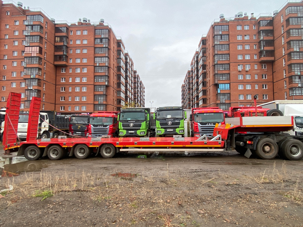САВ (СпецАвто-Восток) 9318* Полуприцеп тяжеловоз 4 оси 93184E5 (Не раздвижной)