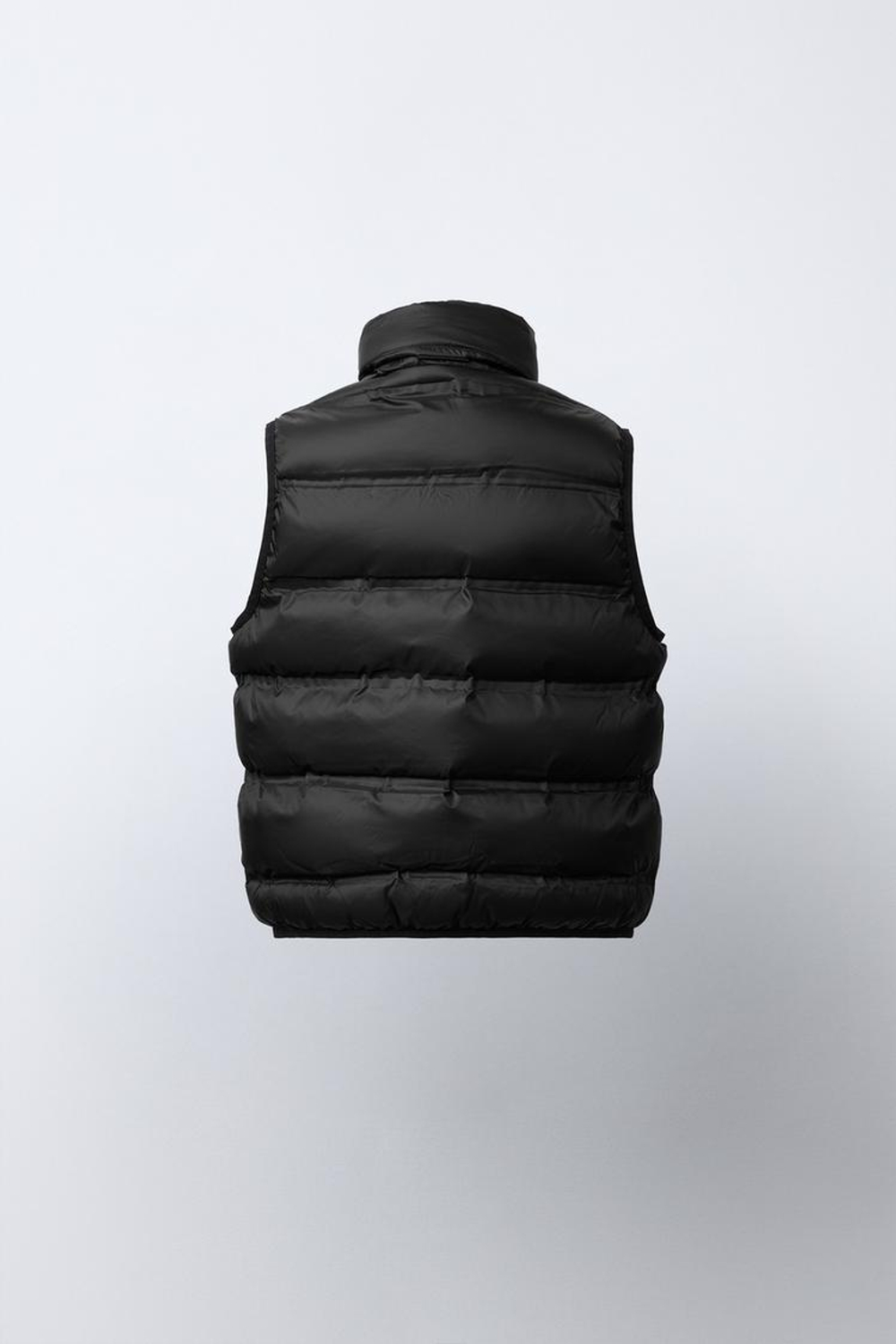 ZARA ЛЕГКИЙ ЖИЛЕТ С КАПЮШОНОМ WATER REPELLENT, ЧЕРНЫЙ