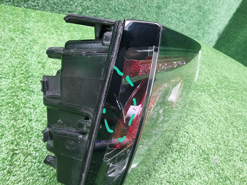 Фонарь правый внутренний Voyah Dream (2021-н.в.)