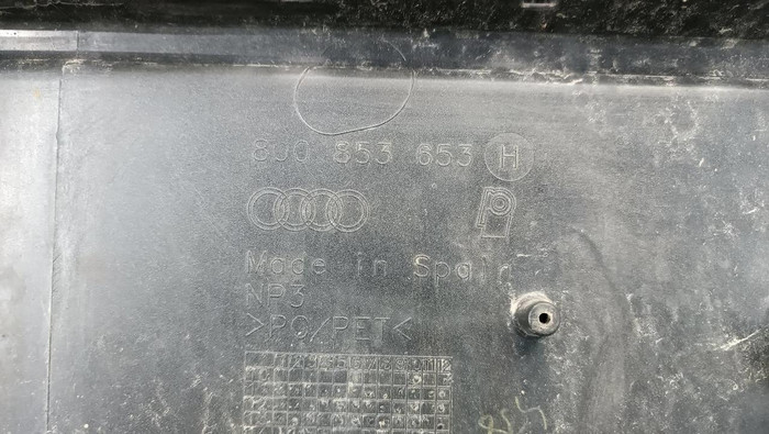 Решетка радиатора Audi Q3 1 8U (2011-2014)