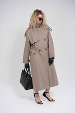 Легкий двубортный тренч oversize