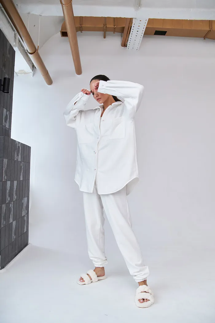 Рубашка оверсайз из футера без начеса кремового цвета