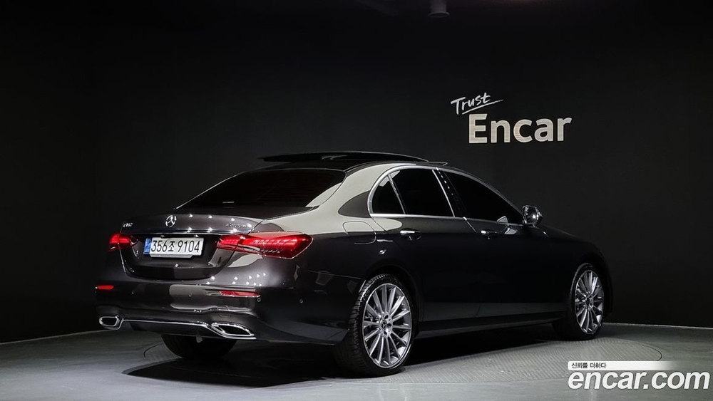 Mercedes-Benz E-Class W213 E350 4MATIC AMG Line (05.2021)