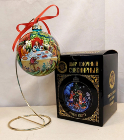 Шар новогодний с круговой авторской росписью  Палех "Алиса в стране чудес" в коробке