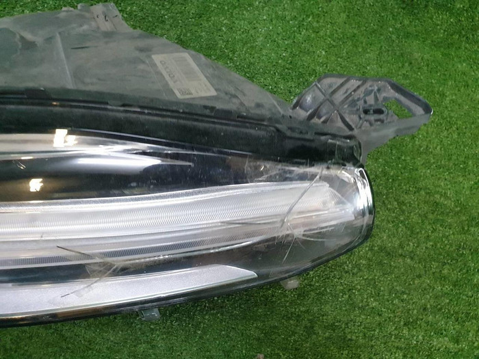 Фара правая Volvo XC90 2 (2014-2019) Full LED