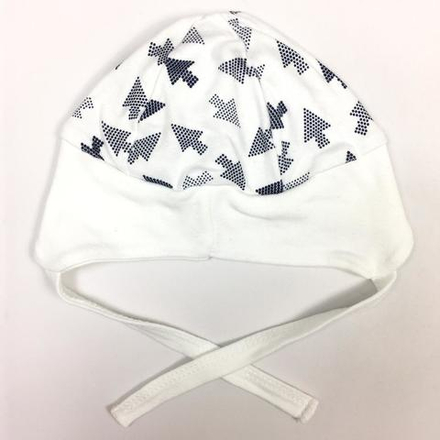 Шапка на каждый день на 1-3 месяца