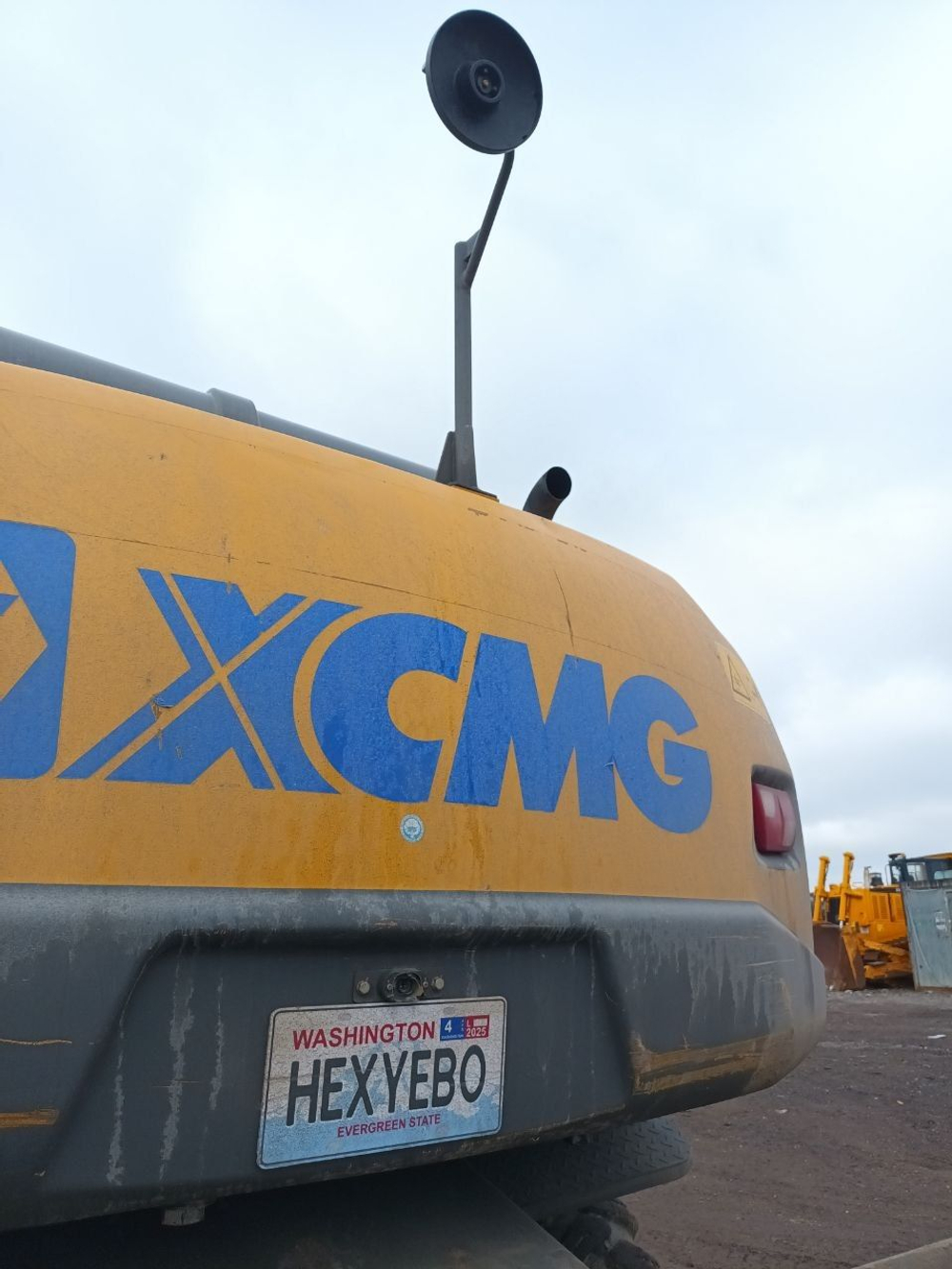 XCMG XE180* Экскаватор колесный XE180WD (Дизельный, 4,5 л, 141 л.с., АТ)