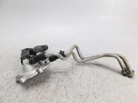 Крышка помпы BMW F800S .