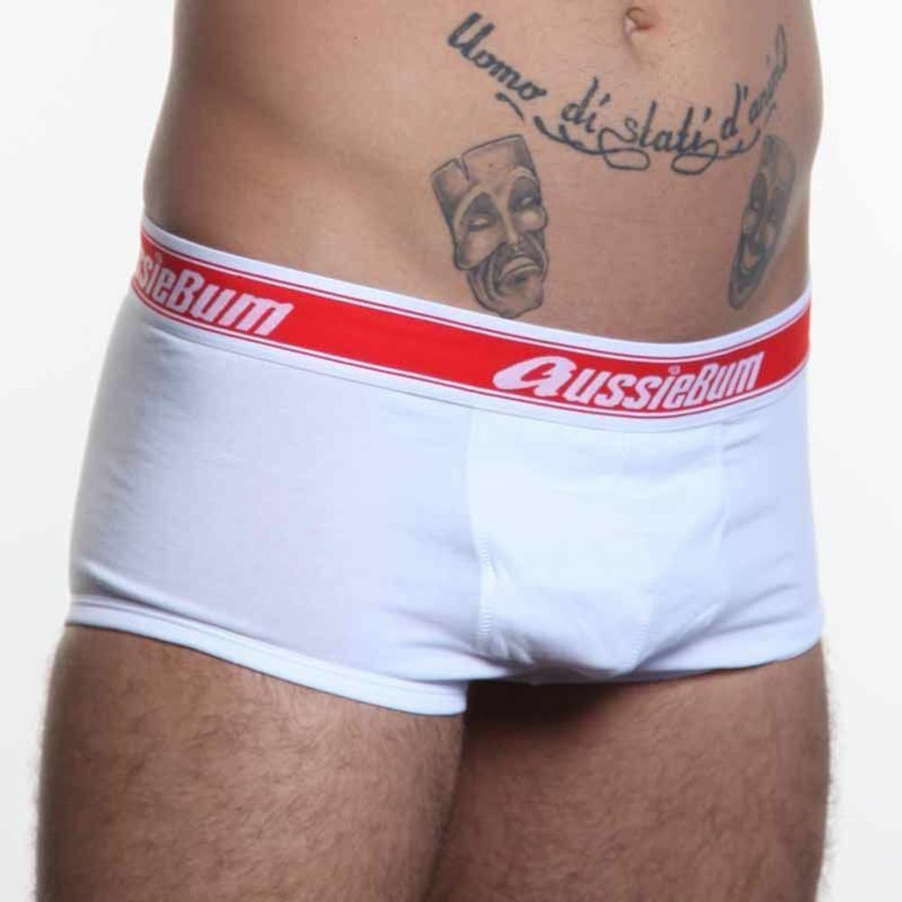 Мужские трусы хипсы белые с красной резинкой Aussiebum AB00154