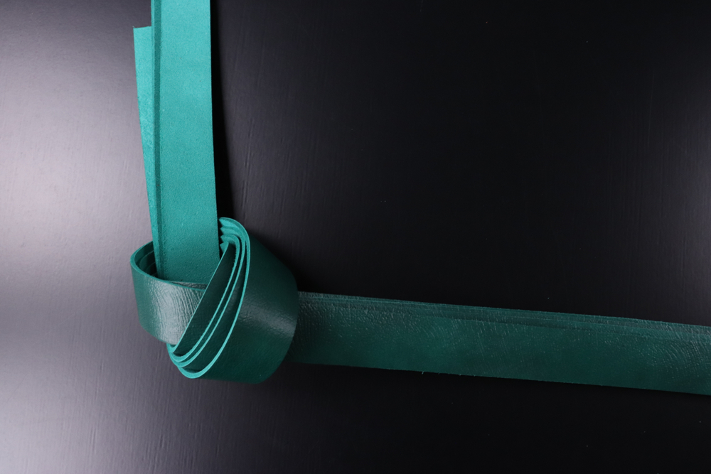 Ременная заготовка Изумрудная с лицевым покрытием + Плита Слон